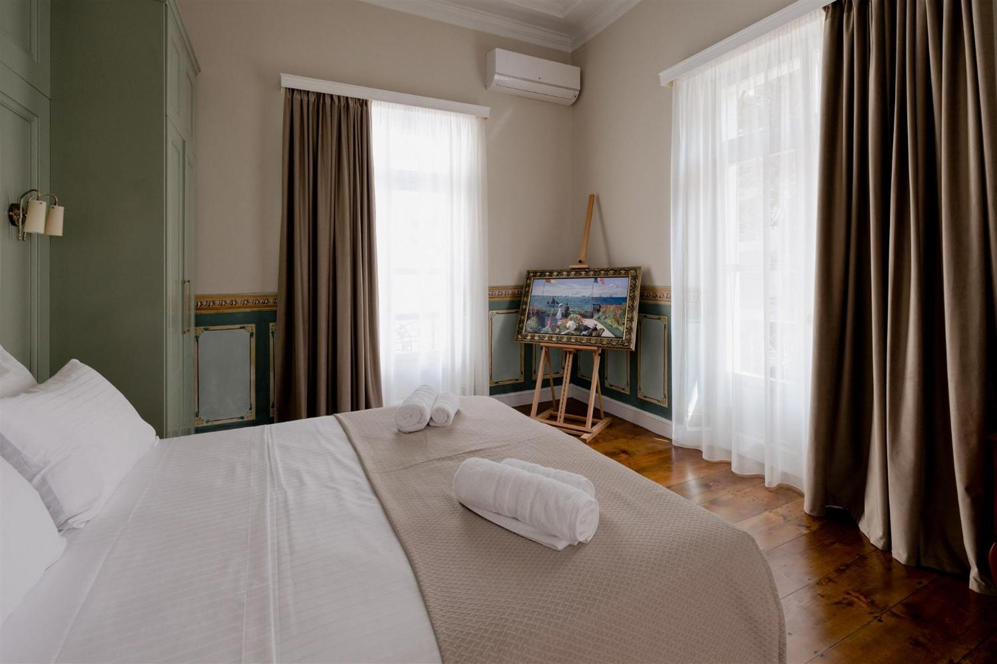 Rhodes City Victoria Mansion A Luxurious Neoclassical Experience מראה חיצוני תמונה